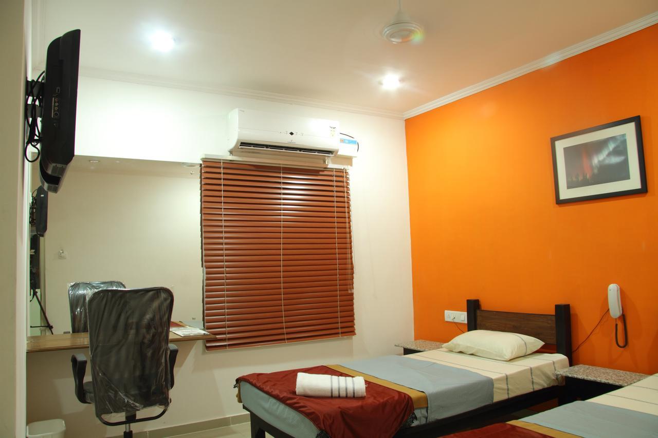 Deccan Comforts Hyderabad Luaran gambar