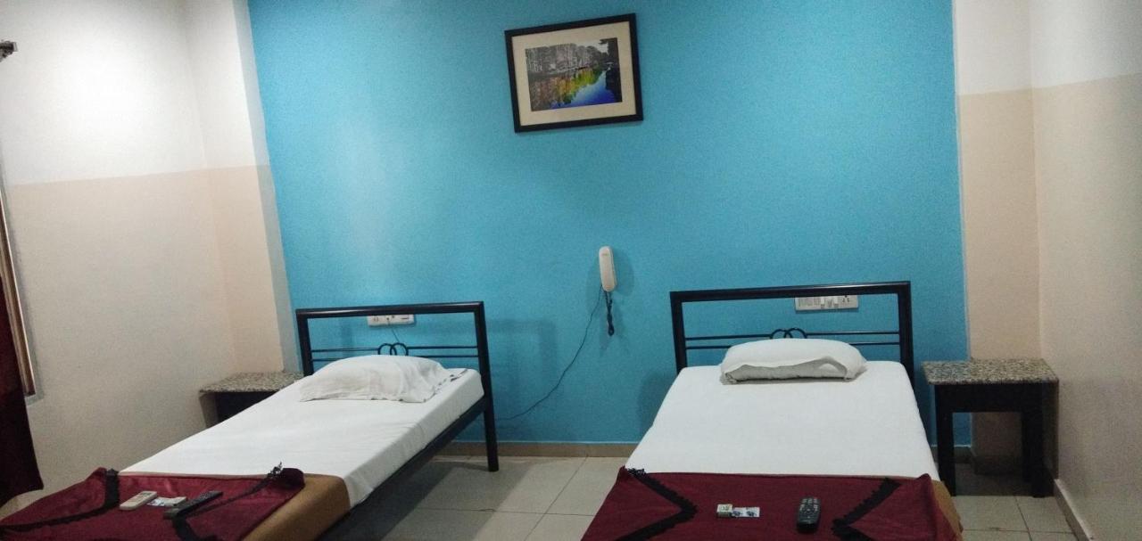 Deccan Comforts Hyderabad Luaran gambar